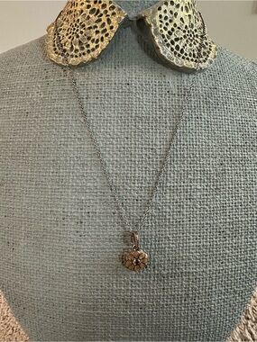 Pandora Floral Pendant Necklace - Silver with pink stone